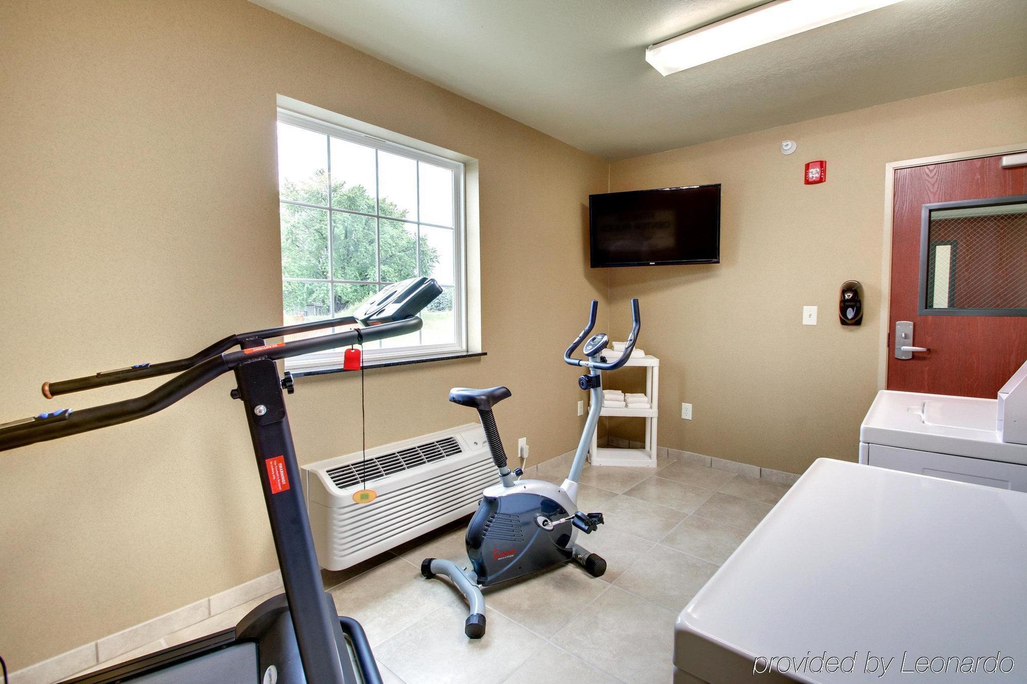 Cobblestone Inn & Suites - Schuyler ภายนอก รูปภาพ