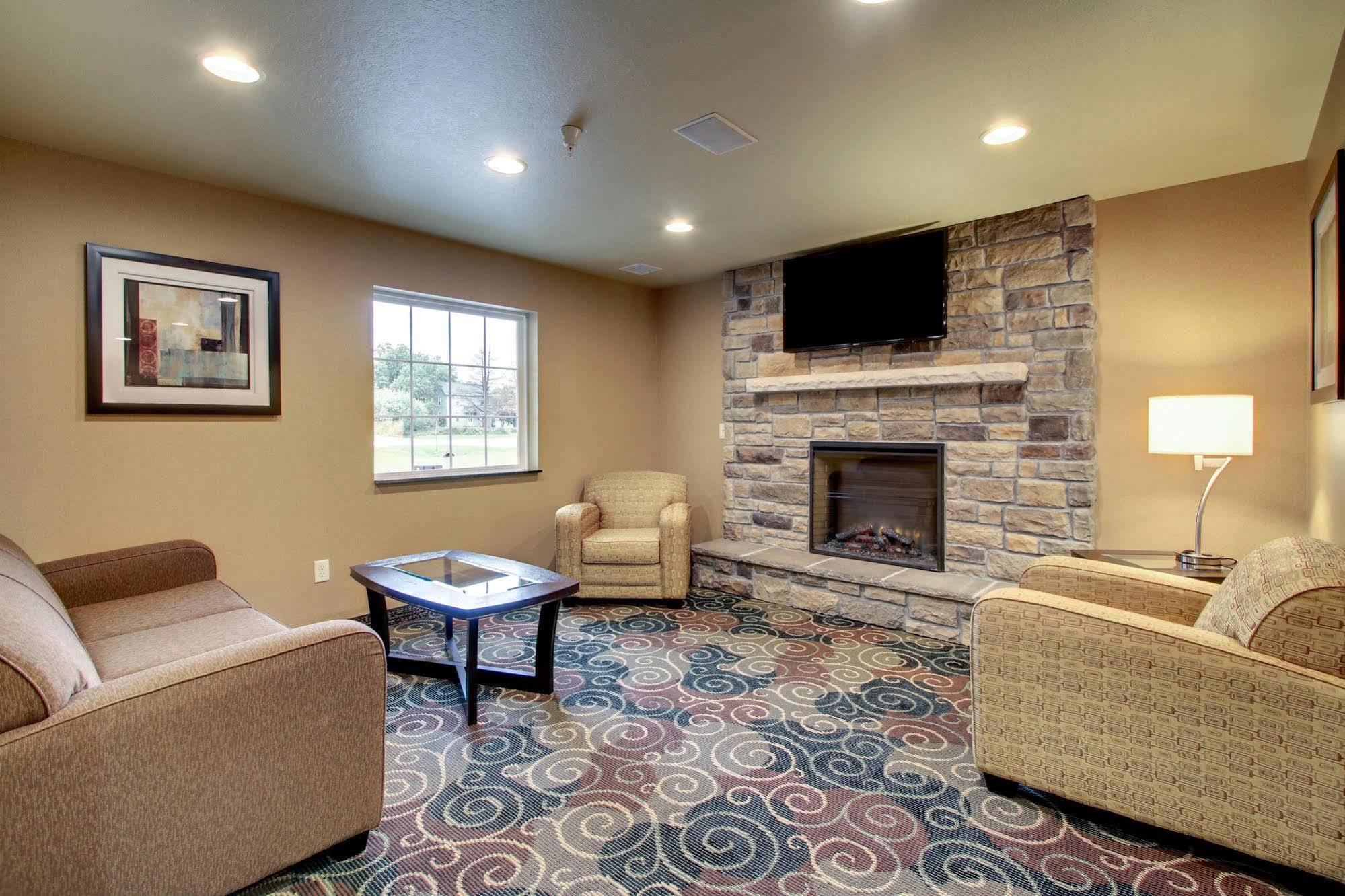 Cobblestone Inn & Suites - Schuyler ภายนอก รูปภาพ