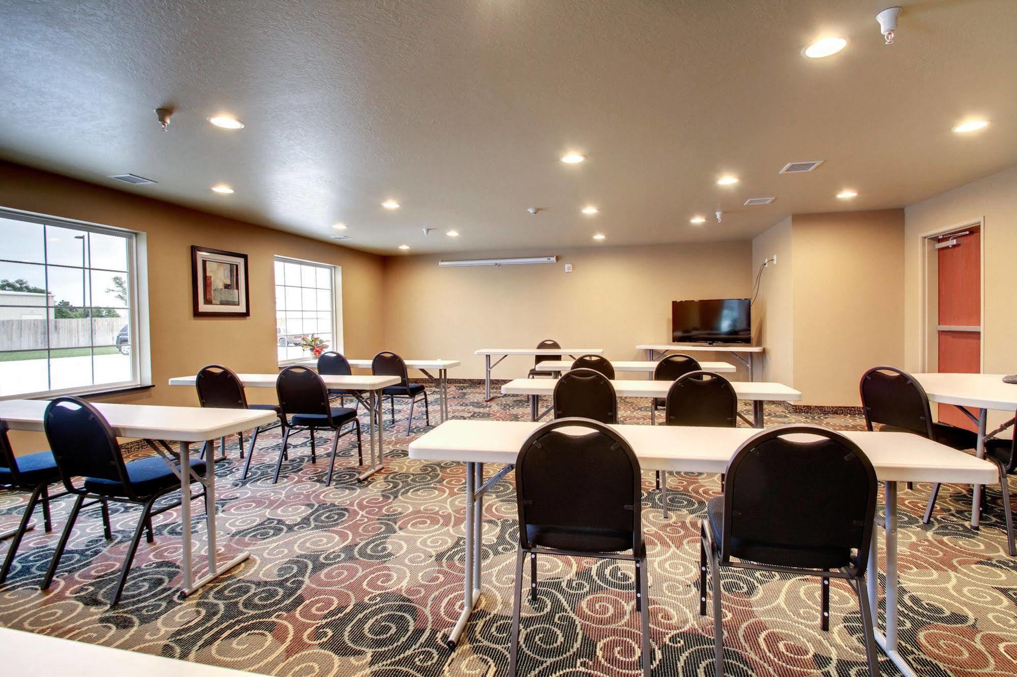 Cobblestone Inn & Suites - Schuyler ภายนอก รูปภาพ